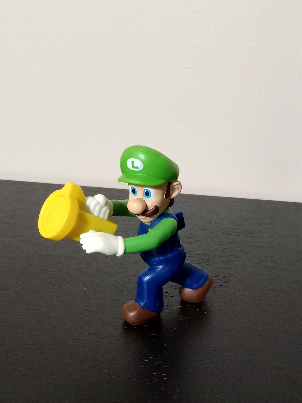 Nintendo Super Mario Bros Movie Flashlight Luigi McDonalds Figure 3"